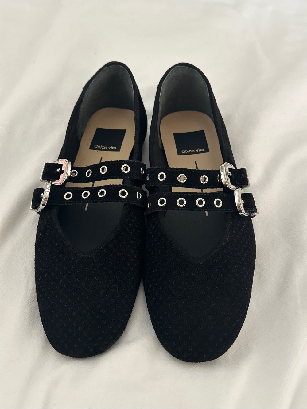Dolce Vita Women's Baylee Grommet Ballet Flats black SZ 6.5 Mary Jane almond toe